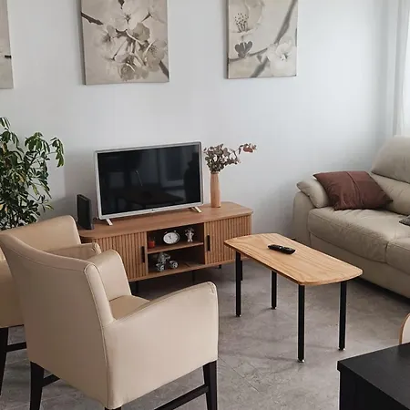 Апартаменти Siesta Sun En