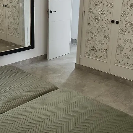 Апартаменти Siesta Sun En *